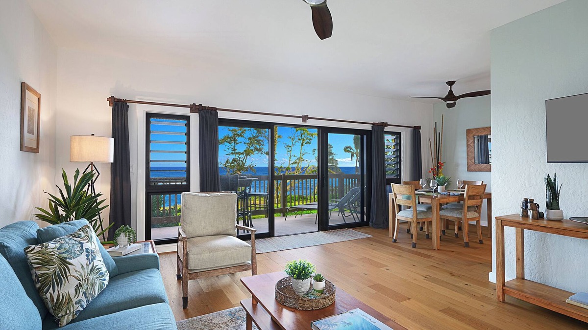 Lihue Condo | Direct Ocean Front, Renovated1 Bdrm Condo with Sweeping Views of the East Shore