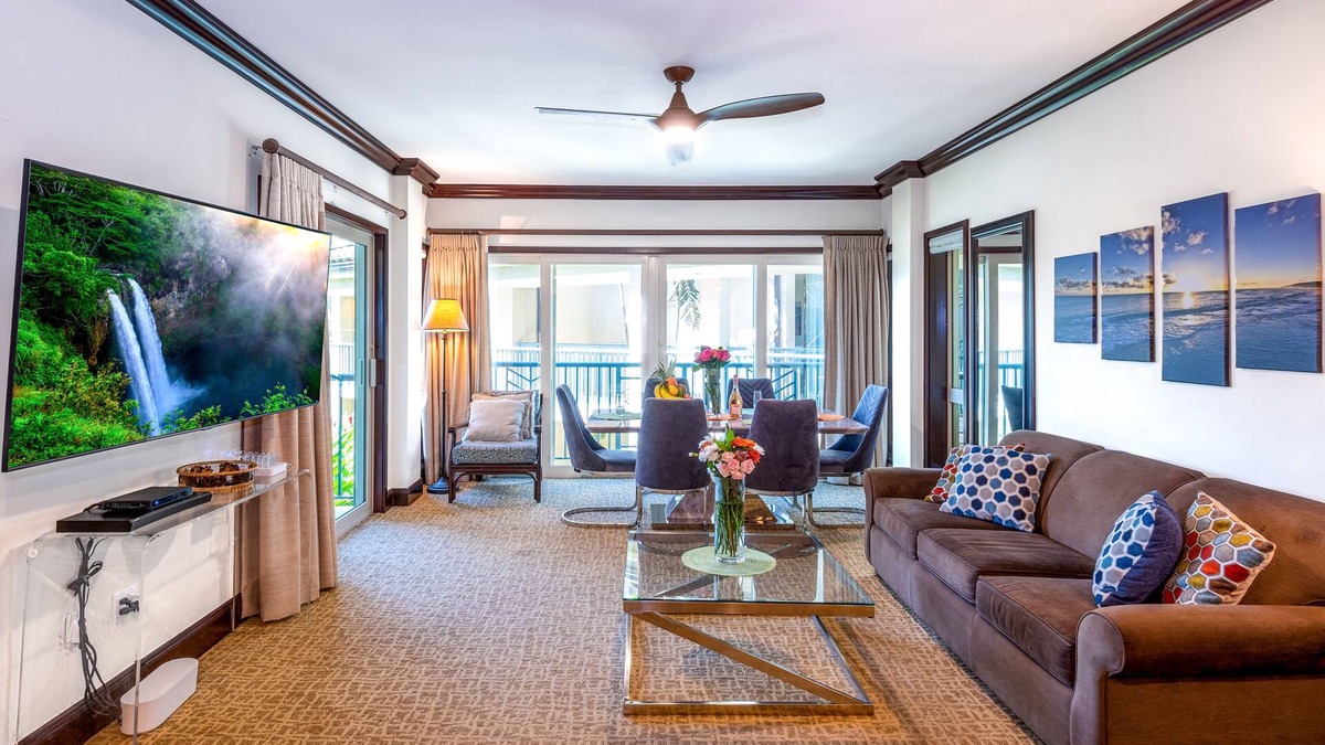 Wailua Condo | Enjoy Perfect Vacation at Luxury Beach Front Resort.