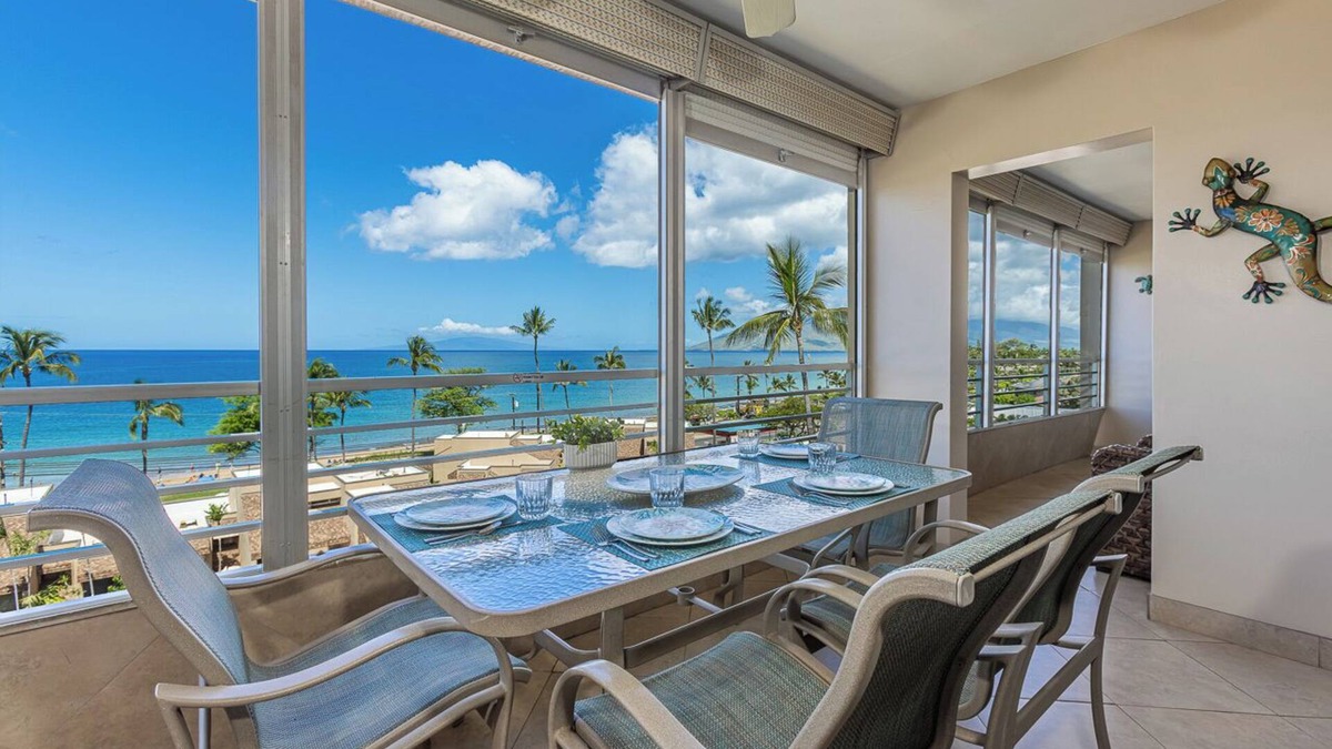 Kihei Condo | Epic Sunsets. Oceanview 2 BR. Walk to Beach and Shops.