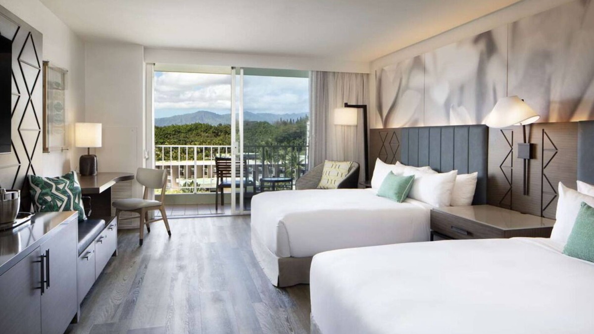 Lihue Hotel | Exciting Water Adventures! Beachfront Location, Parking, Swimming Pool!