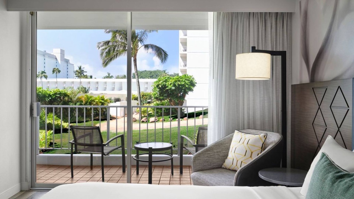 Lihue Hotel | Exciting Water Adventures! Beachfront Resort! W/Pool Access & Airport Shuttle!