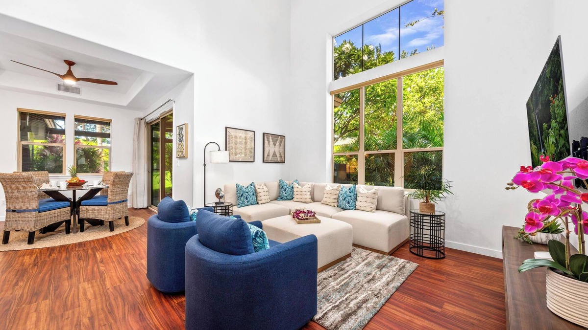 Kamuela House | *Fairways Mauna Lani #1606 - Luxurious 2-Bedroom Retreat: 2 King beds, Remodele
