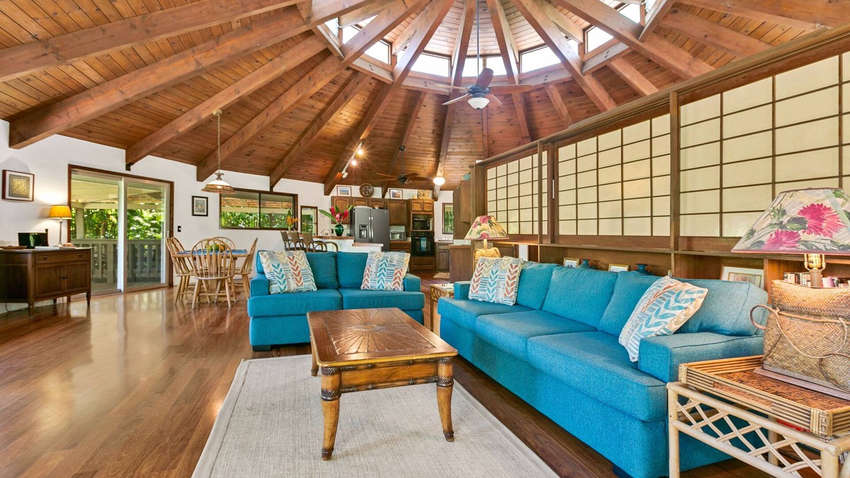 Wainiha House | Family Friendly Home Walk to Beach Updated Kitchen! TVNC#1117