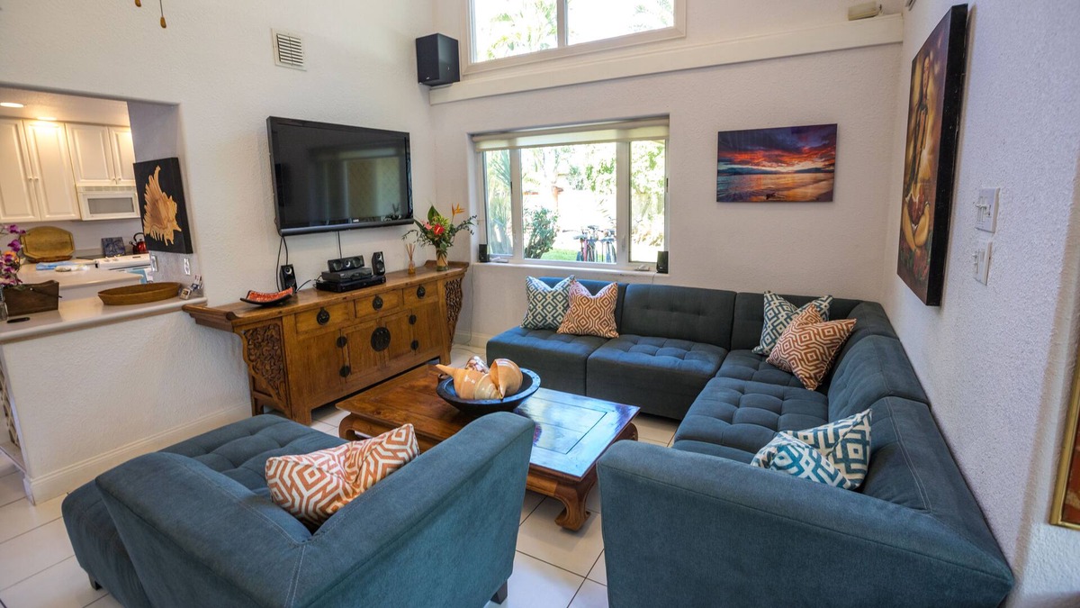 Historic Lahaina Front Street House | Gated Estate with Private Pool, Walk One Block to Beach or 8 blocks to Lahaina