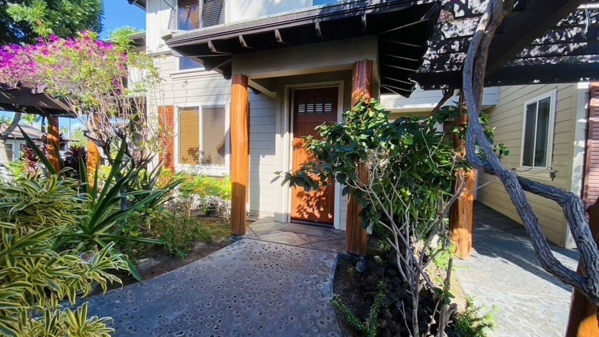 Kamuela Condo | Golf Villas at Mauna Lani Q22 -1,460 sq Beach Club Access