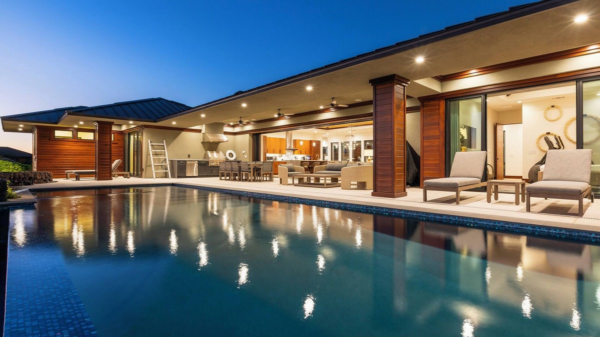 Kamuela House | Gorgeous Hapuna Estate - Short Walk to Beach