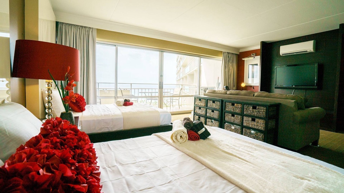 Waikiki Condo | Great Ocean, Lagoon and Firework View! Ilikai Apartment Hotel!! (IA12)