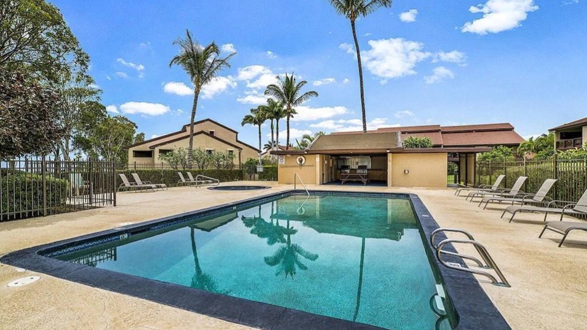Waikoloa Village Condo | Ground-floor condo steps to pool, spa & BBQ. Paradise!