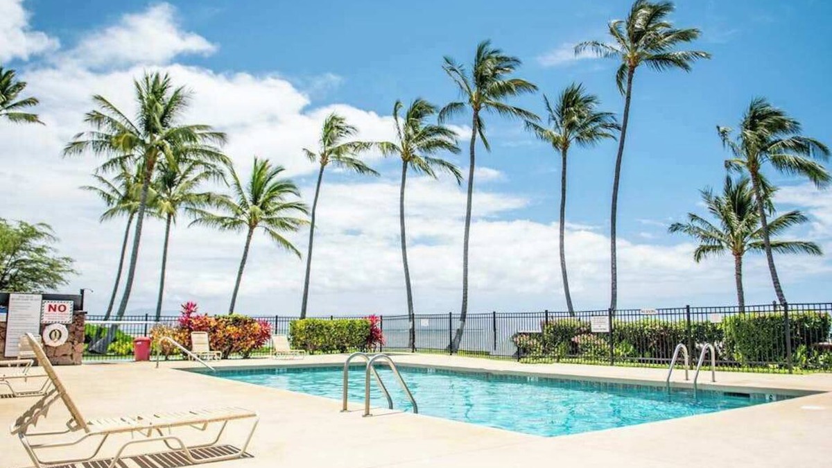 Kaunakakai Condo | Ground-Floor Molokai Condo with Outdoor Pool, Grills & Kitchen