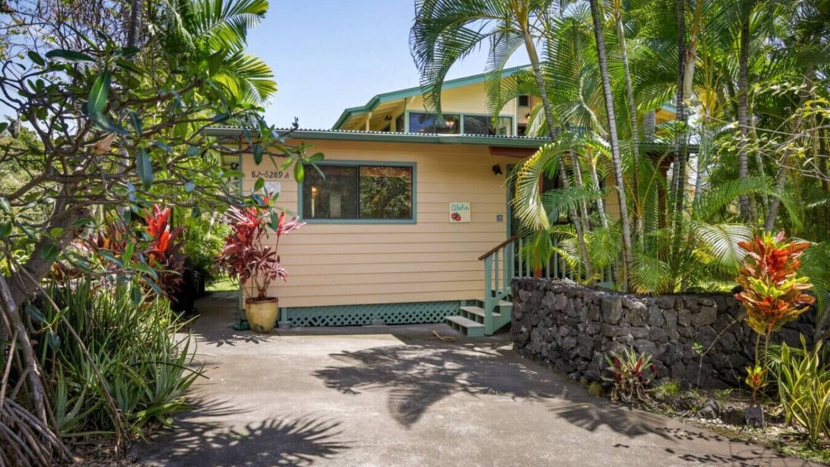 Honaunau-Napoopoo House | H6-The Dolphin Bay Estate
