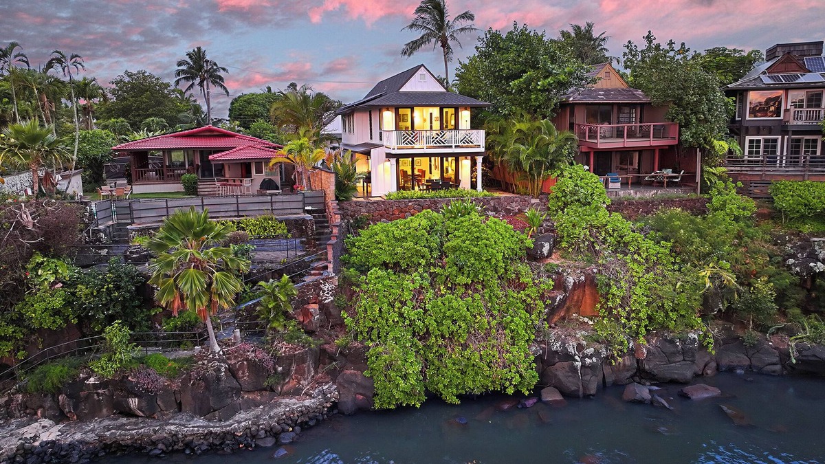 Poipu House | Hale Honu - 5 Star Oceanfront Home Overlooking Turtle Cove!