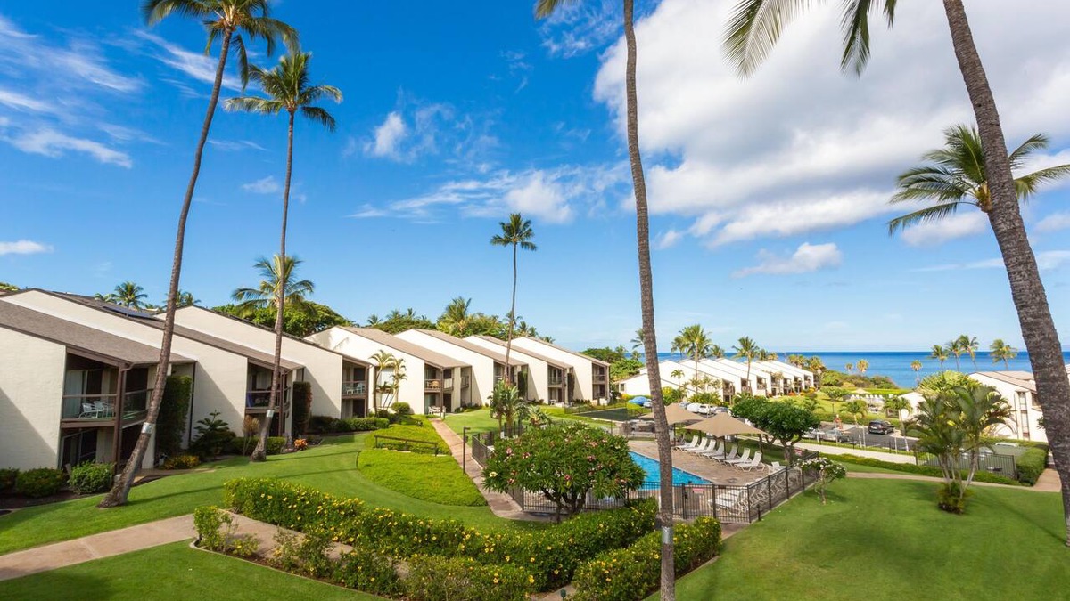 Kihei Condo | Hale Kamaole 341 Third floor condo, easy access to best beach on Maui!