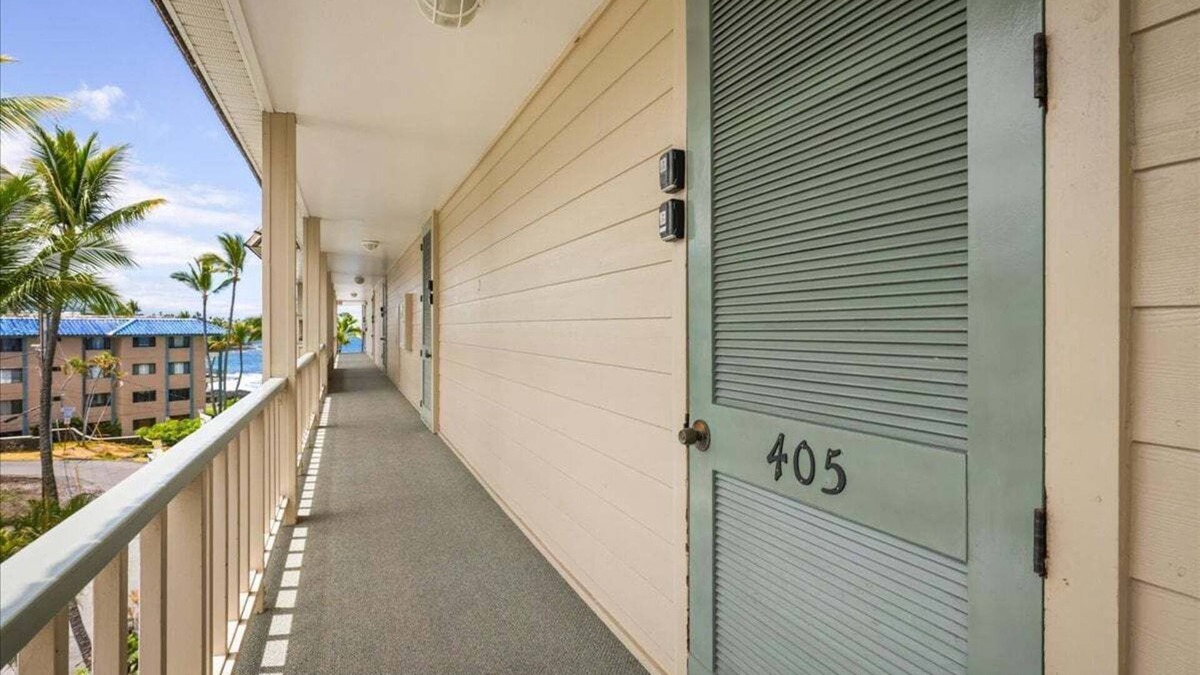 Kailua-Kona Condo | Hale Kona Kai 405 - Find your Beach with Kona Beach Properties