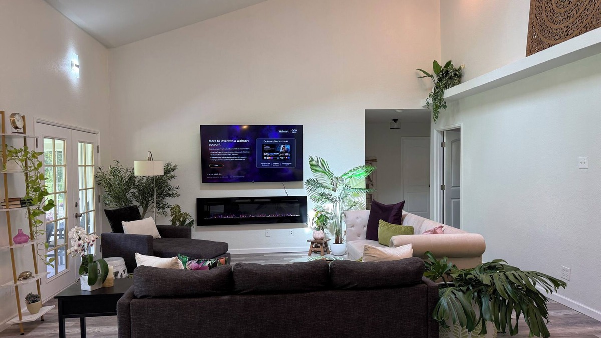 Hilo House | Hale Kululoa Spacious 2-bedroom home in gated community Hilo for your getaway