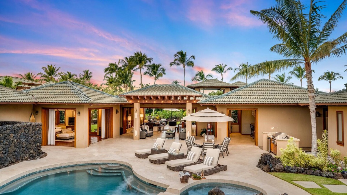 Kamuela House | Hale Mele Polynesian Pod Style with Pool/Hot Tub, Gazebo, Golf Cart & Ebikes