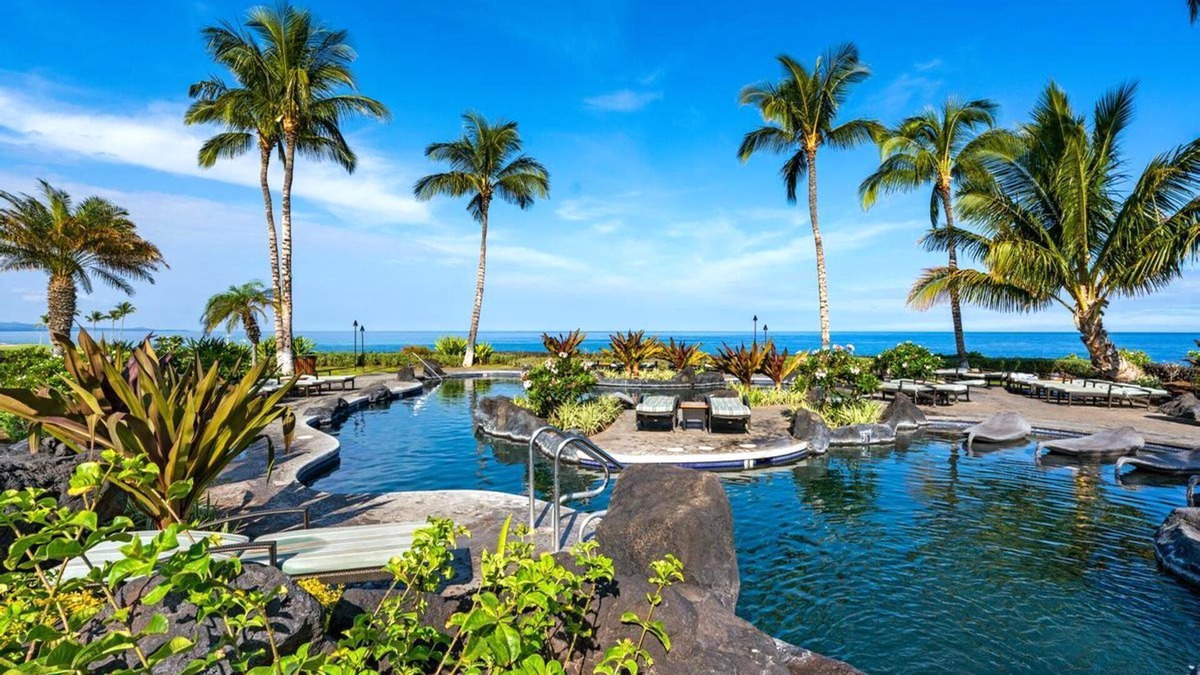 Waikoloa Condo | Hali'i Kai HLI 12A by KBM