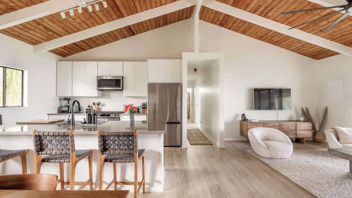 Kealakekua House | Harmony House Summary