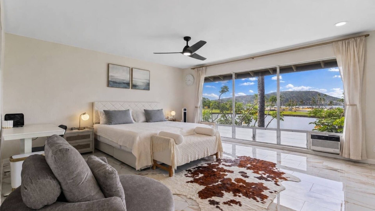 Portlock Villa | Hawaii Kai Gem | Private Dock, AC, Pool