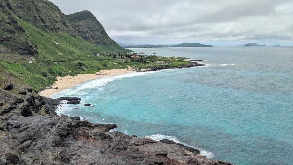Hawaii Kai House | Hawaii Kai Studio with Ocean Views, Large Lanai, Koi Pond & W/D