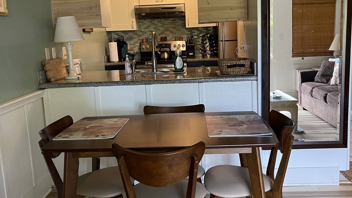 Wailua Condo | Hawaiian Plantation Style Cottage In Resort Location