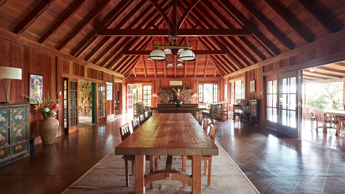 Kaunakakai Cabin | Historic Lodge Retreat On Expansive Biodynamic Farm & Ranch: Ocean to Mountain