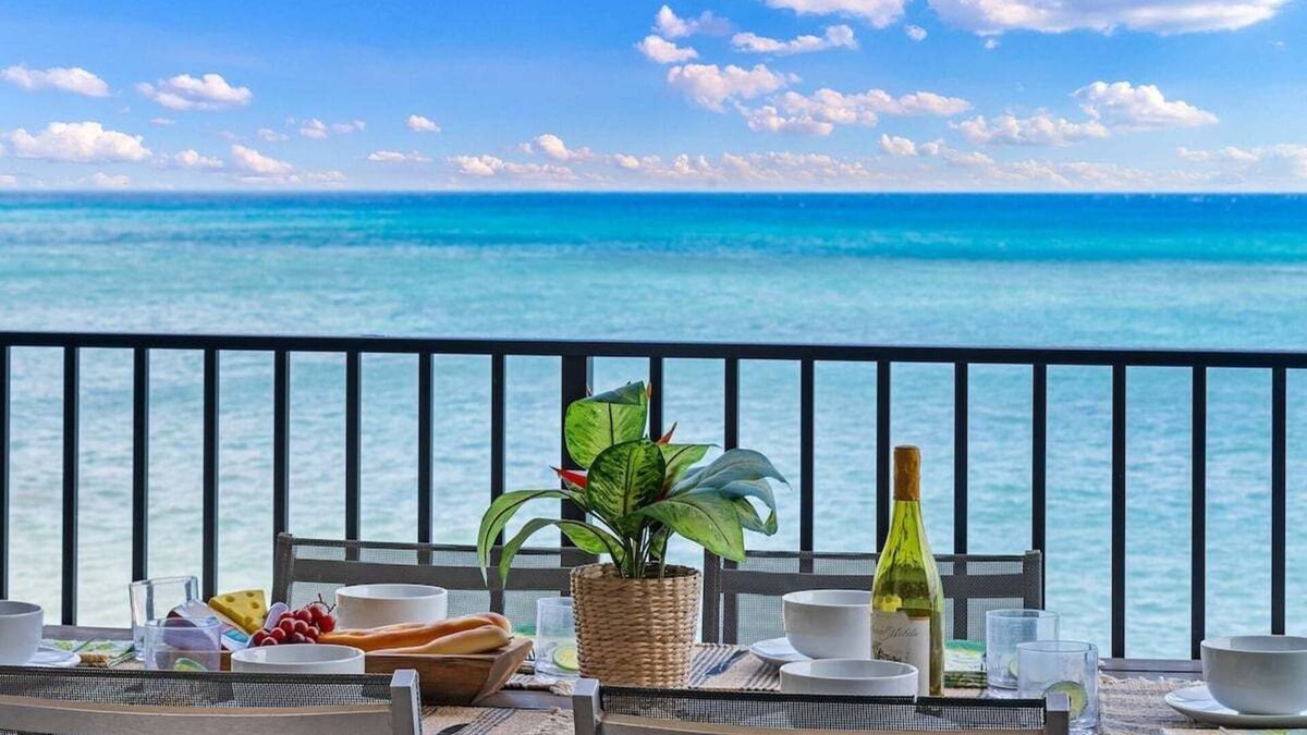 Kahana Condo | HL A204 Remodeled OceanFront 2BD Winter Escape