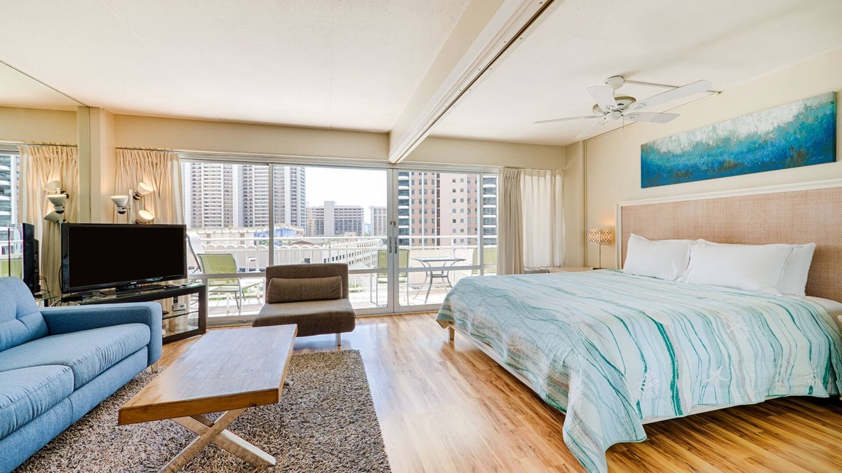 Waikiki Apartment | Huge Studio Unit with Lagoon View #730