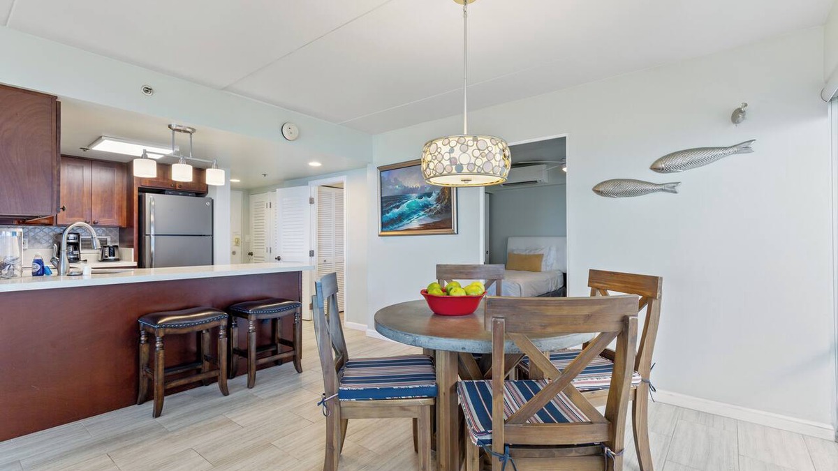 Waikiki Apartment | Ilikai Hotel Condo with Ocean, Lagoon & Fireworks Views