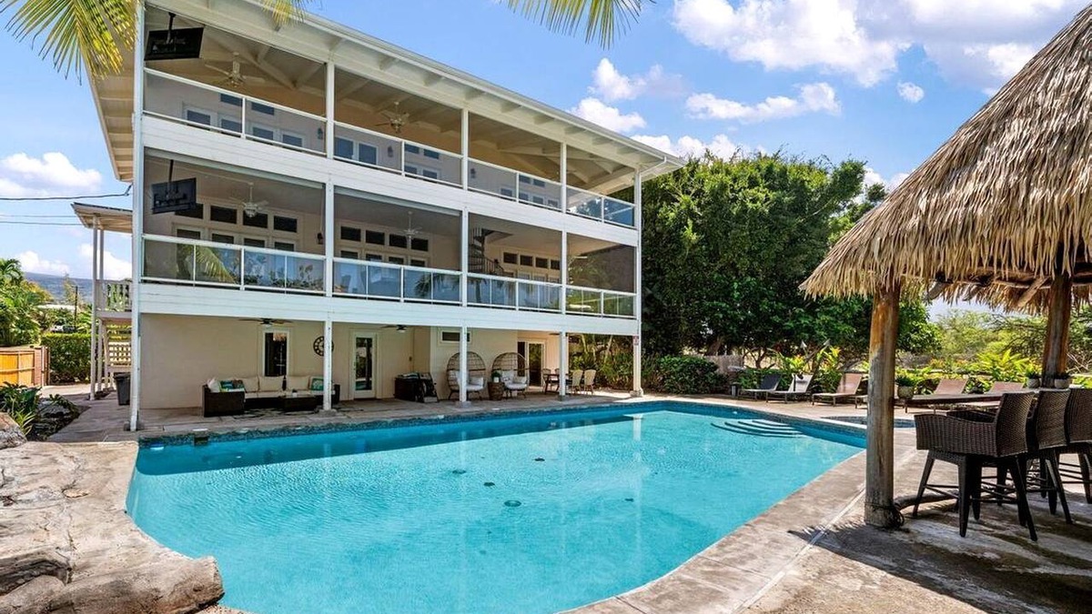 Kailua-Kona House | Incredible Luxury Beach House with Pool, Hot Tub, and Ocean Views in Kailua-Kona, Big Island, Hawaii