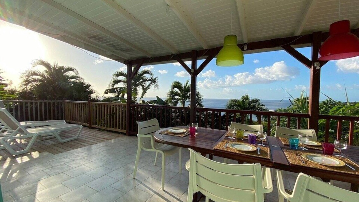 Kaneohe House | Island Oasis Estate - Hot Tub, Ocean Views, AC