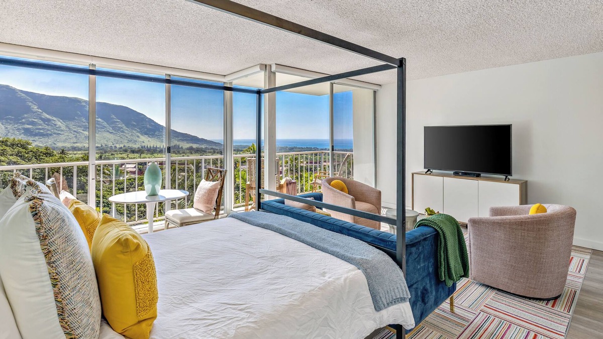 Makaha Condo | Island's End A stunning home in the sky with a view of paradise