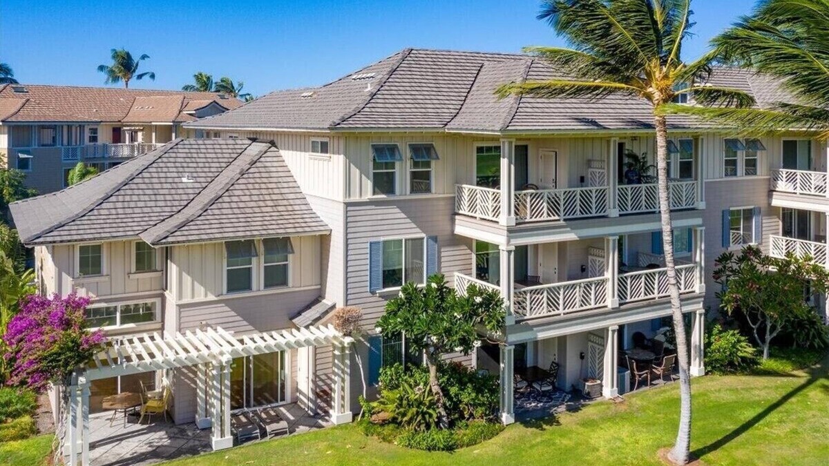 Waikoloa Condo | Island Therapy - Walk to A-Bay, Shops & Dining - Golf Views - Sleeps 6