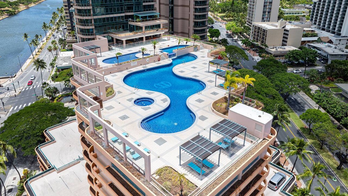McCully - Moiliili Condo | Island View at Waikiki Landmark by Gather: Waikiki Luxury Condo w/Pool, Spa, Gy