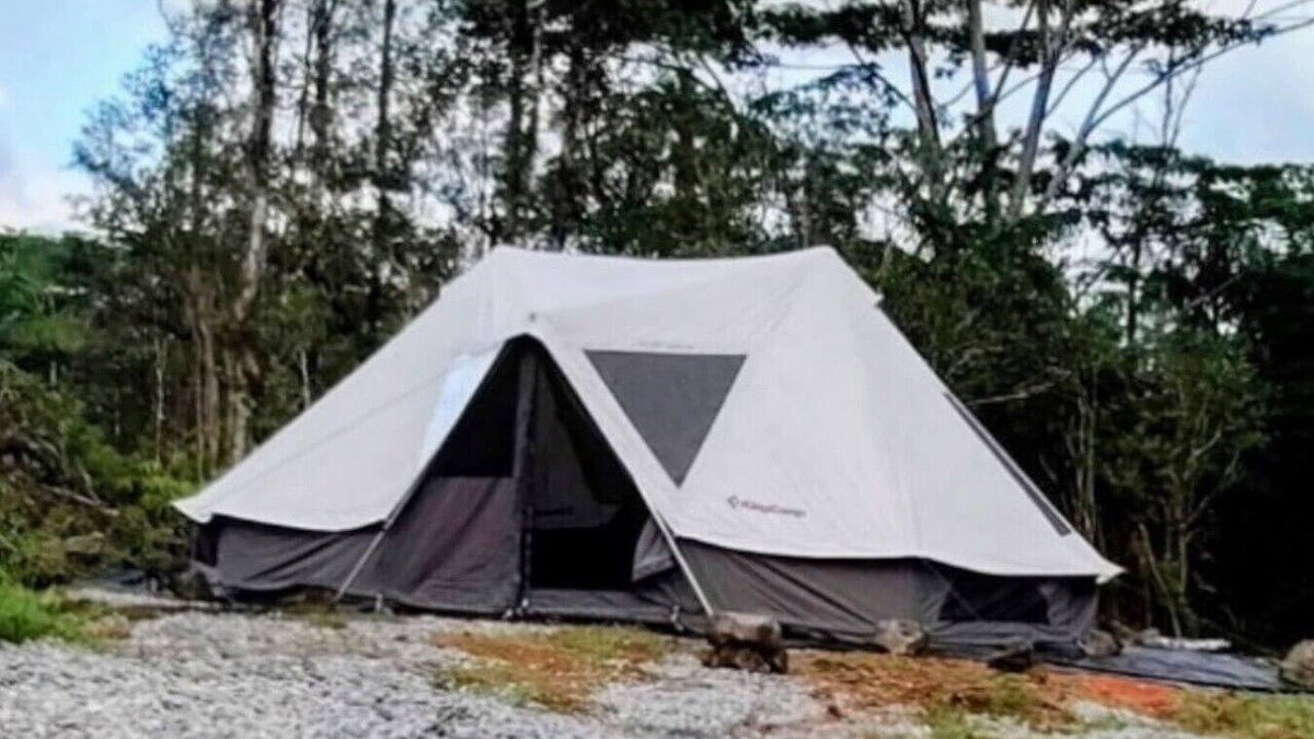 Kurtistown RV Rental | Jungle Lux Glamping Private Tropical Escape