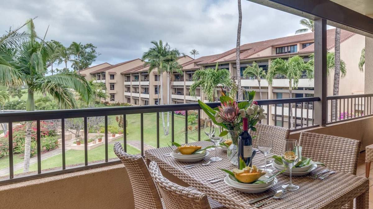 Kaanapali Condo | Kaanapali Royal G-301 - Perfect Getaway Location - Free Fun! - Spacious and Updated