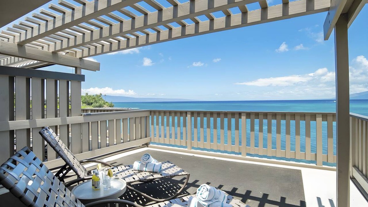 Kahana Condo | Kahana, Kahana Sunset, Spacious 4 BR, Beachfront, Sleeps 12
