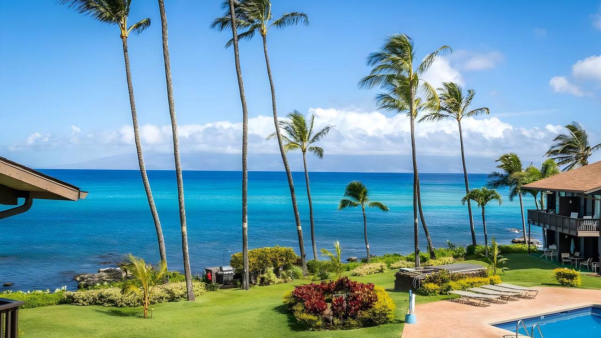 Kahana Condo | Kahana, Mahina Surf, Spacious 4 BR, Oceanfront, Sleeps 12