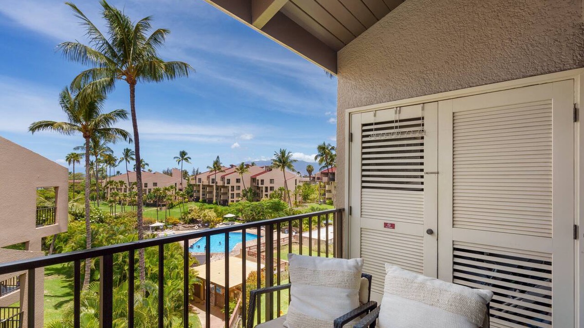 Kihei Condo | Kamaole Sands #5-401 Beautifully Updated – Steps from Kamaole Beach