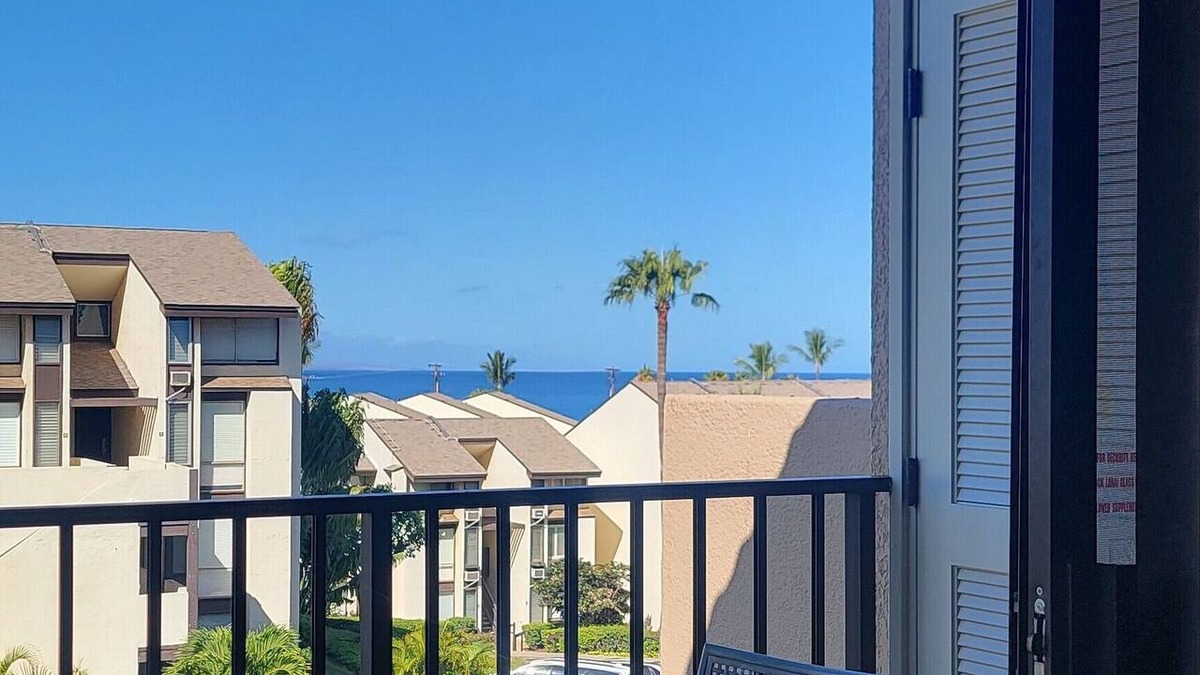 Kihei Condo | Kamaole Sands Unit 8-406 - 2 BR - 2 BA Condo in the heart of Kihei