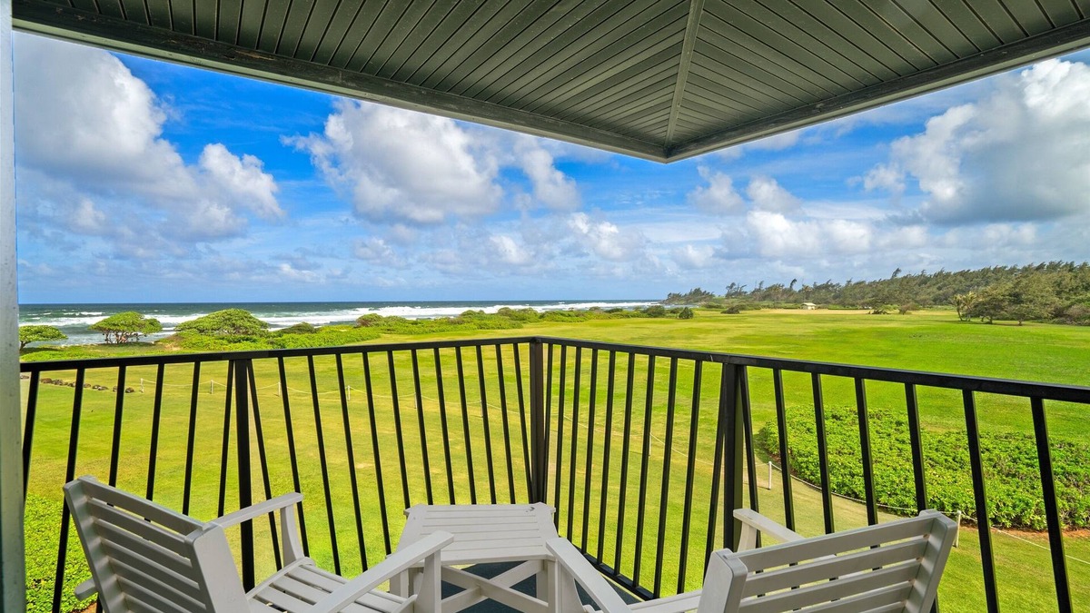Hanamaulu Resort | Kauai Beach Resort Ocean View | Pools, Waterslide, Hot Tub, Spa, King Bed, AC