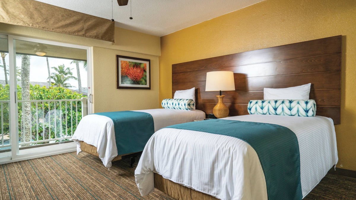 Wailua Hotel | Kauai Coast at the Beachboy