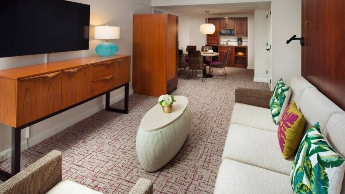 Lihue Condo | Kauai | Kauai Coastal Stay | Pool & Beach