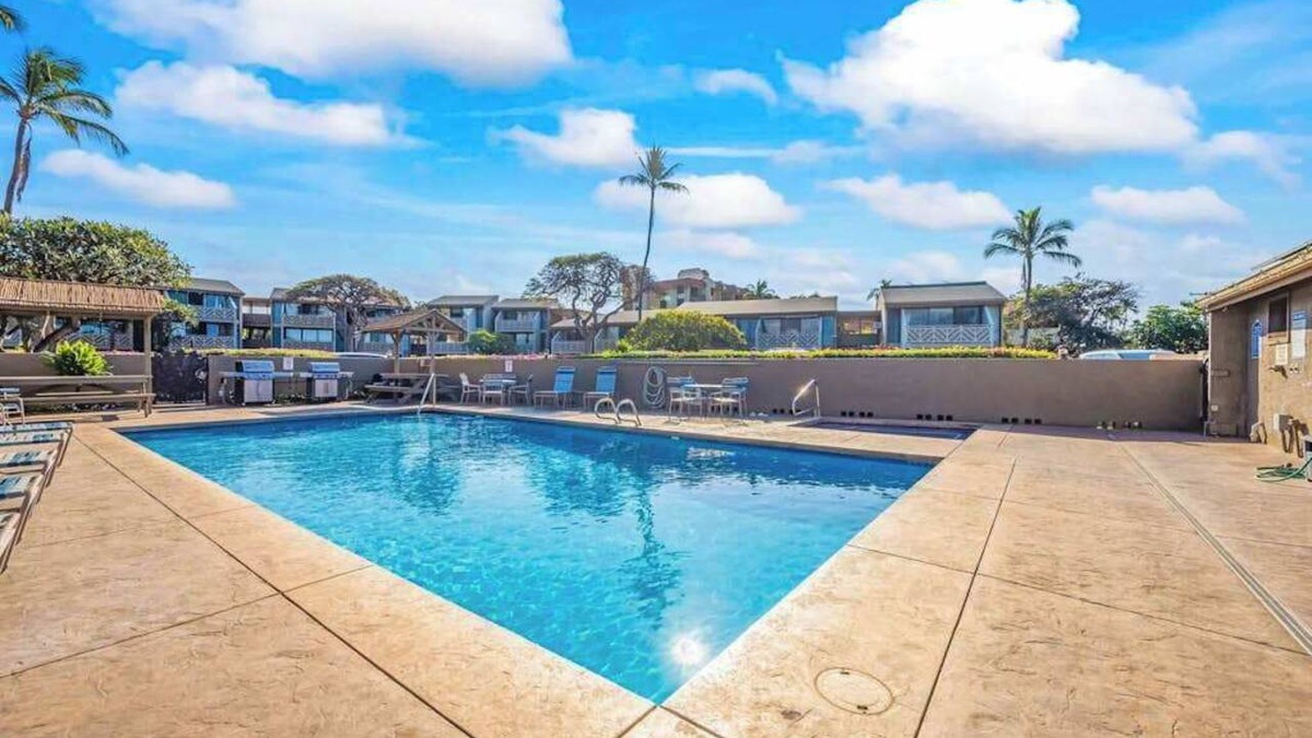 Kihei Condo | Kihei Holiday 215