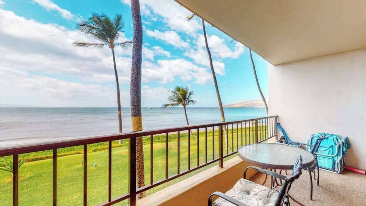 Kihei Apartment | Kihei Sugar Beach Condo with Pool, Hot Tub & W/D - Surf & Bike