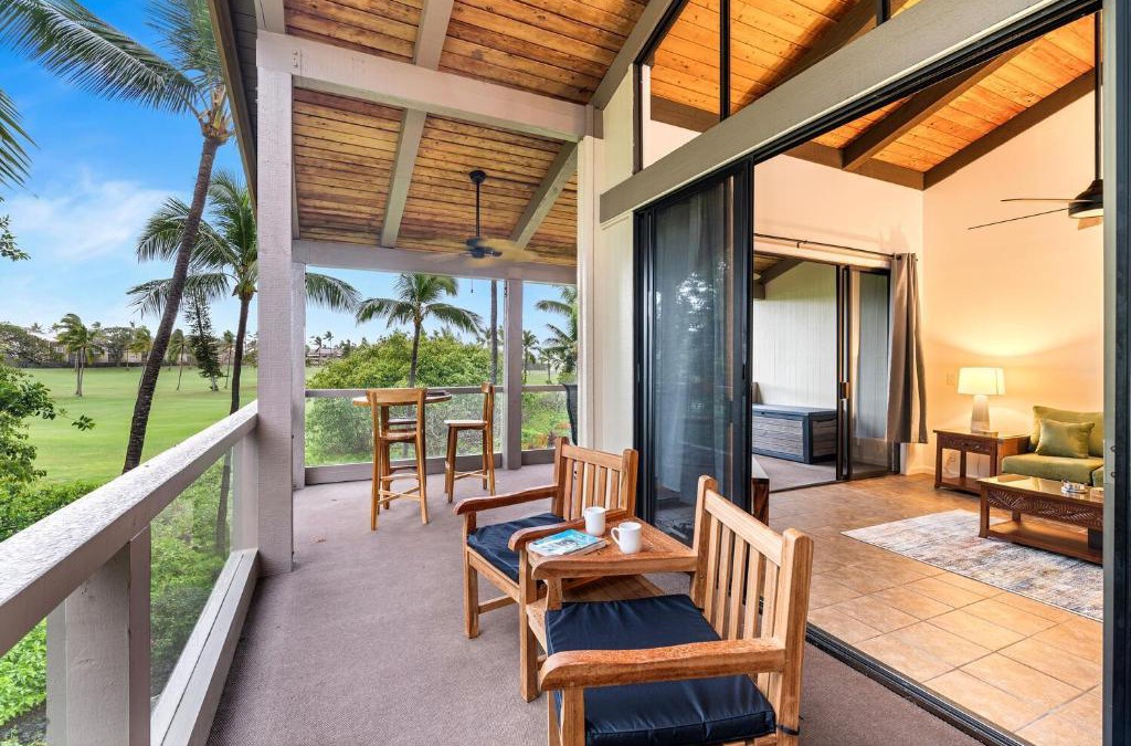 Kahaluu Bay House | Kksr#7-304: Incredibly Private Top Floor Corner!