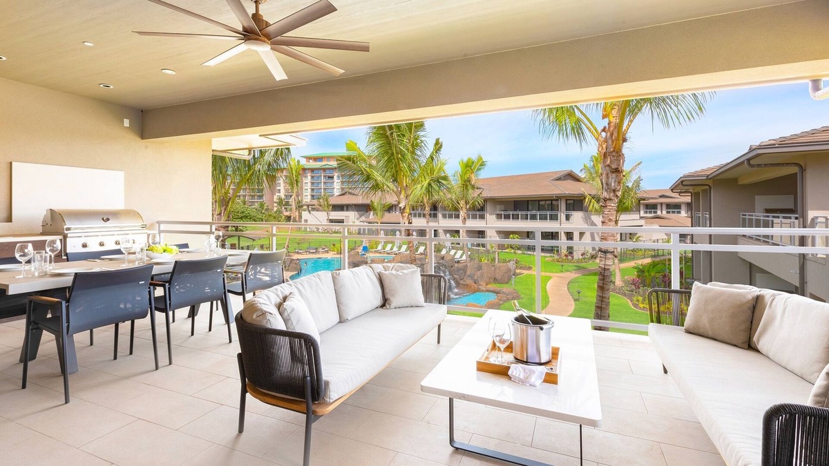 Honokowai Villa | KLVR welcomes you to Honua Kai Luana 11D Oceanfront Resort Resort and POOL view
