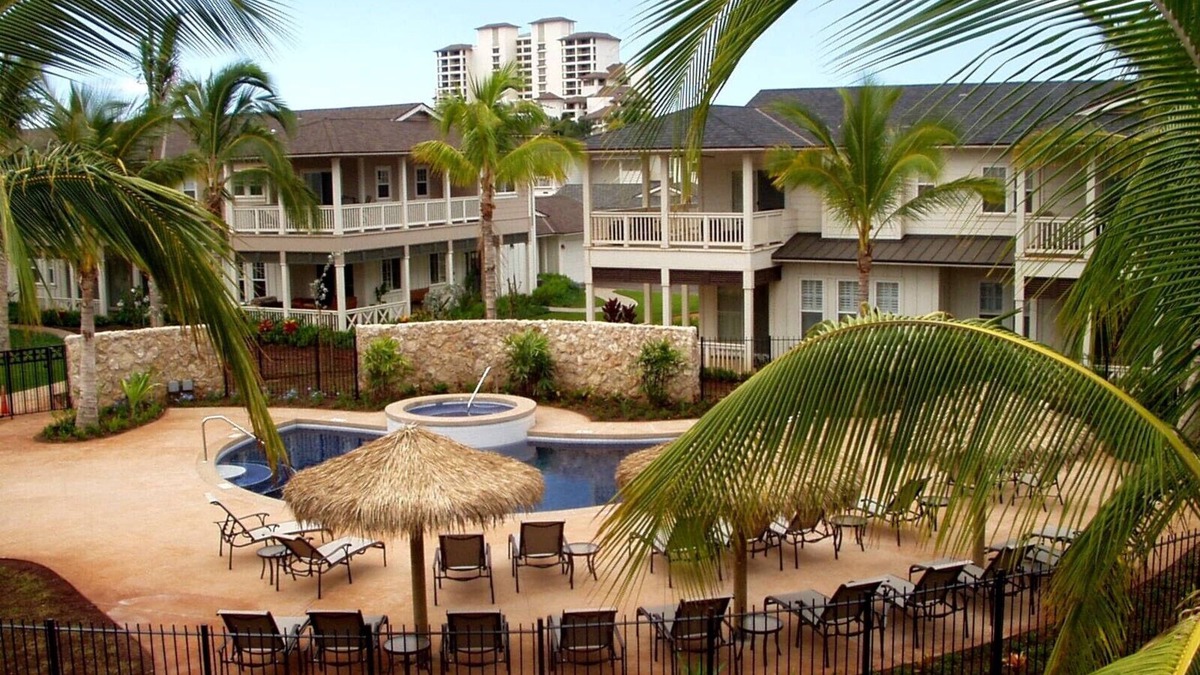 Ko Olina Condo | Ko Olina Coconut Plantation 3BR End-Unit Pool Views & Beach Walk