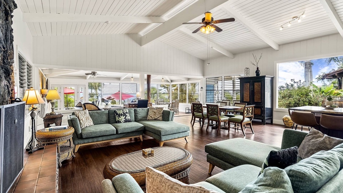 Kahaluu-Keauhou House | Koana Breeze-Breathtaking Sunset & Ocean Views, Hot Tub Living at its finest!