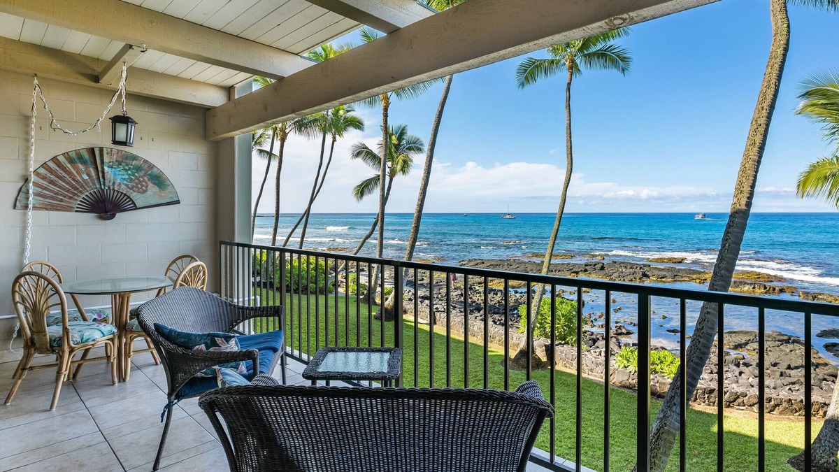 Kailua-Kona Condo | 🌴Kona Bali Kai 219 Absolute oceanfront getaway. Fabulous!🌴