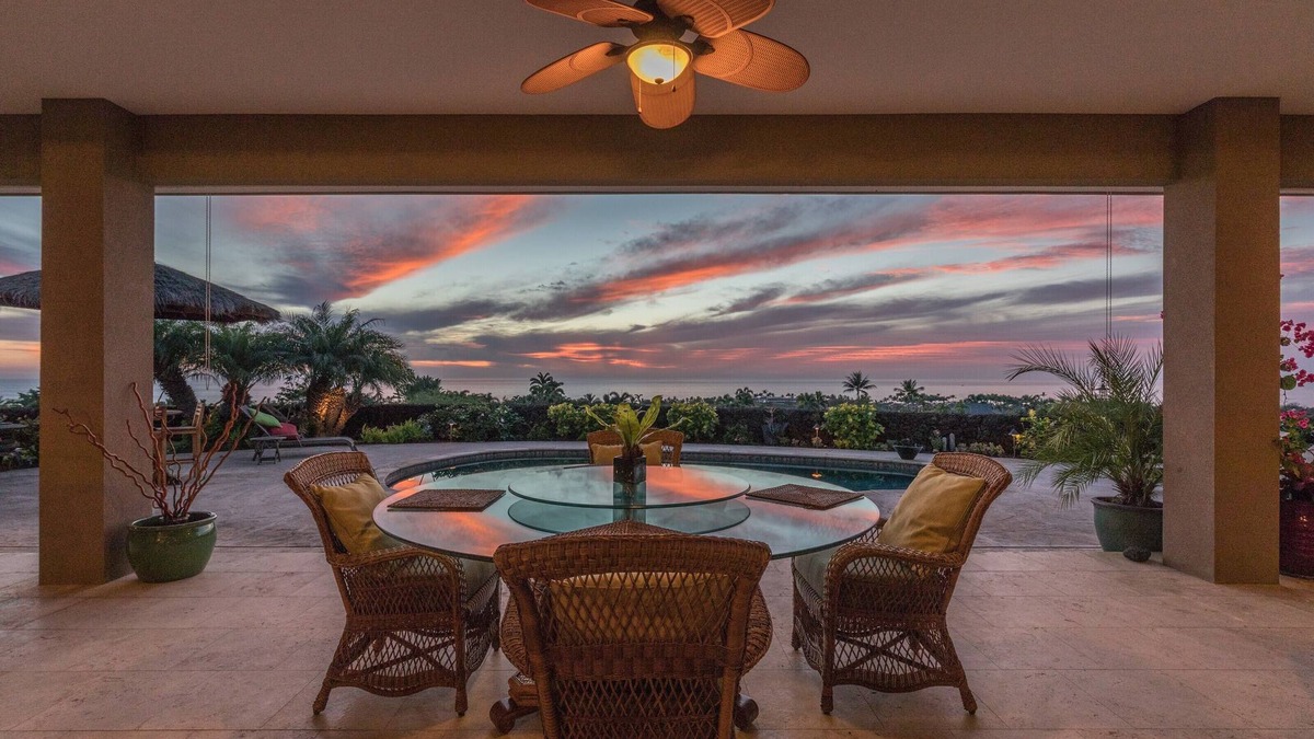 Kailua-Kona House | 🏖️Kona Home w/Pool, Ocean Views & A/C | Sleeps 10